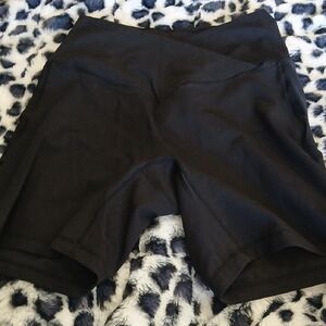HALARA Black High-Rise Bike Shorts